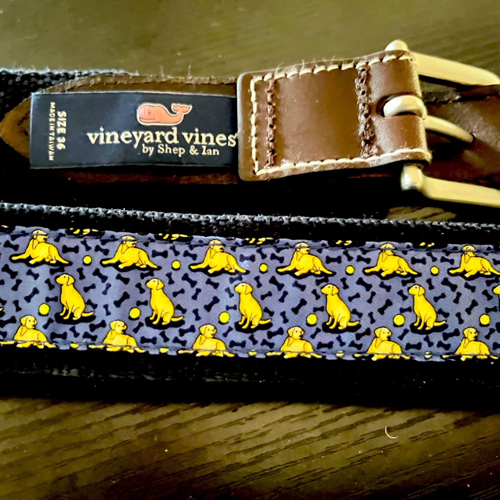 Vineyard Vines Blue with Labradore Retrievers Belt SZ 36